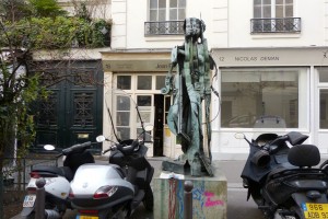 statue Venus Aphrodite rDE ARMAN R J CALLOT callot