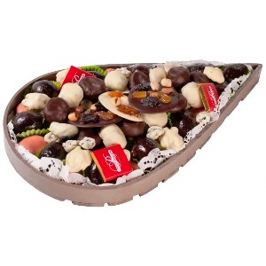 table-5-claies-garnies-de-pruneaux